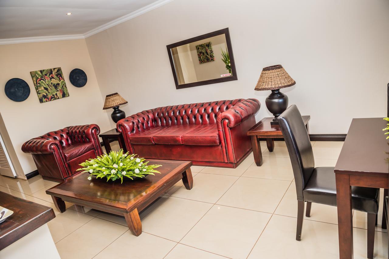 Royal Solwezi Hotel Eksteriør billede